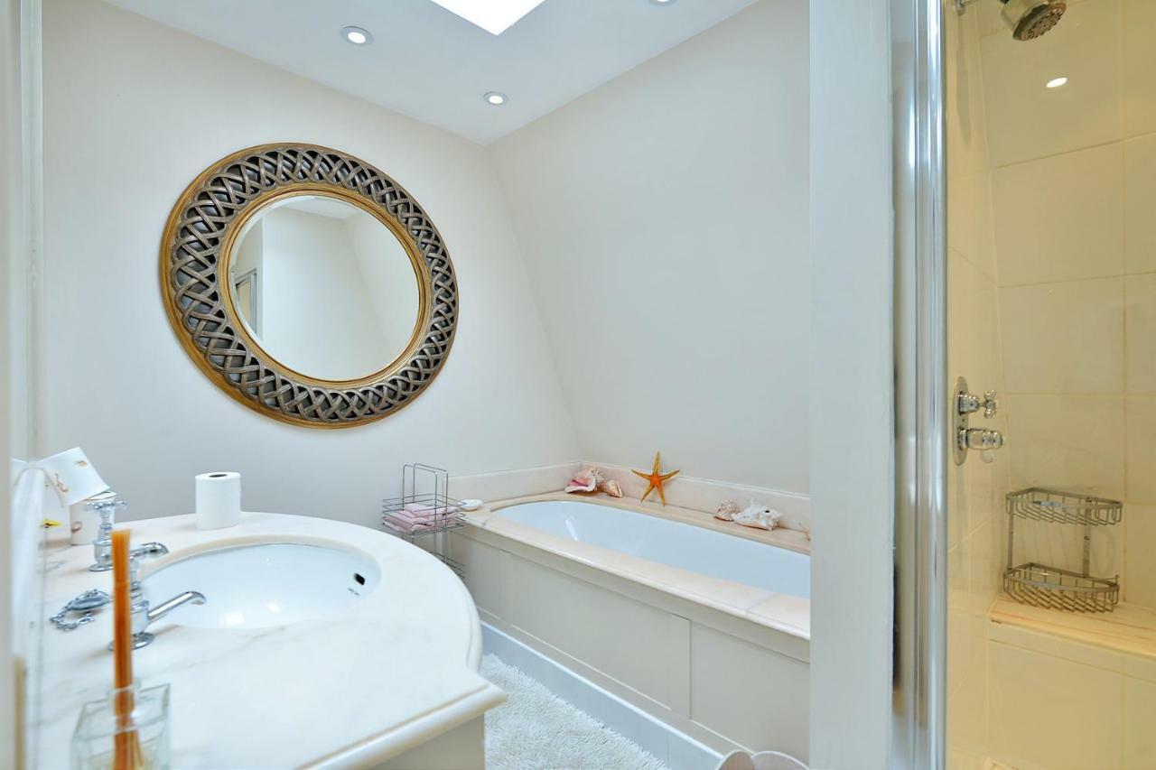 Ennismore Mews Londra Exterior foto